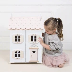 Rose Heart Dollhouse H124/ Rose Heart Doll House