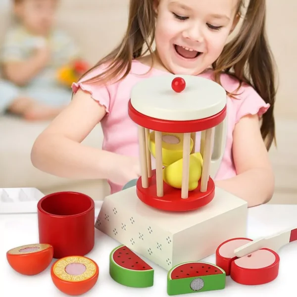 Wooden toy juicer / mixer with accessories