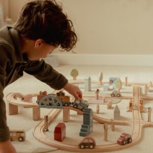 Wooden train track – XL – Essentials