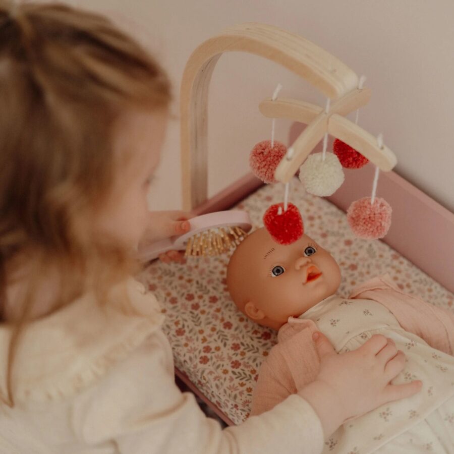 Doll changing table – Pink – Essentials