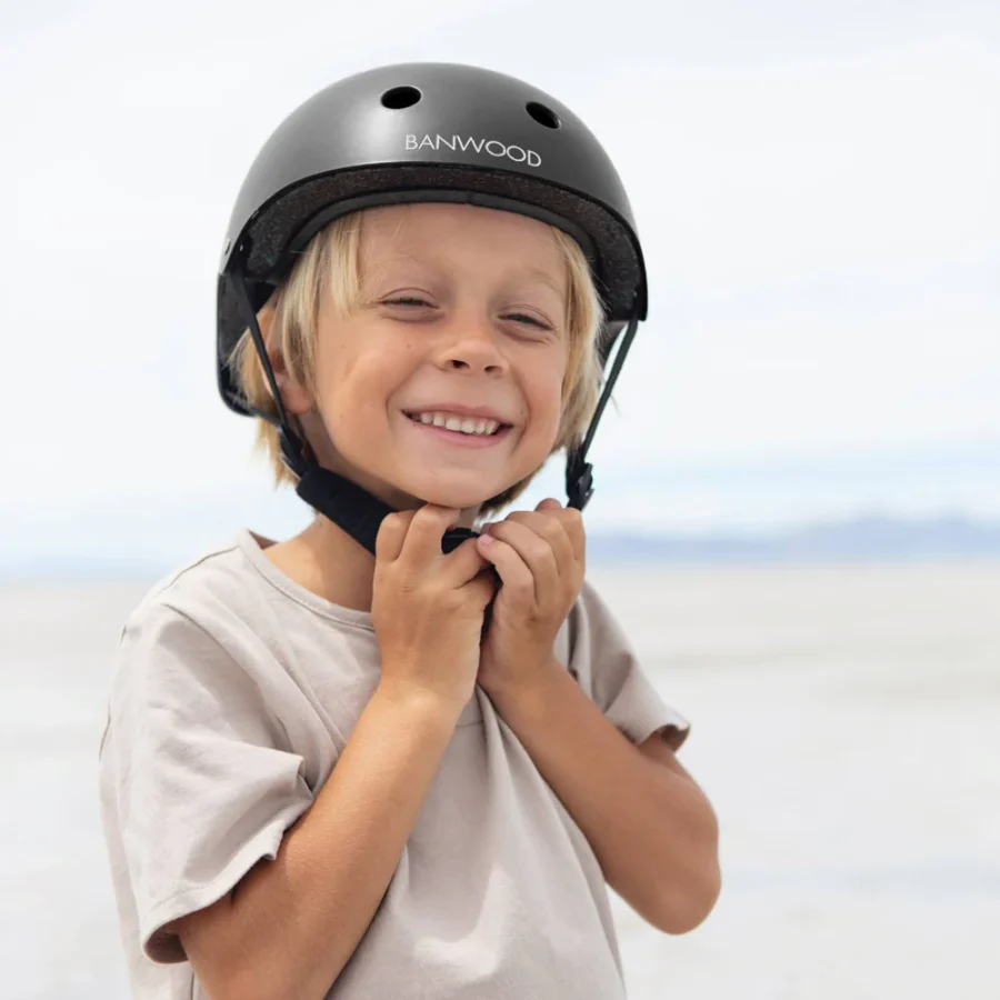 Classic Helmet Banwood - Matte Black